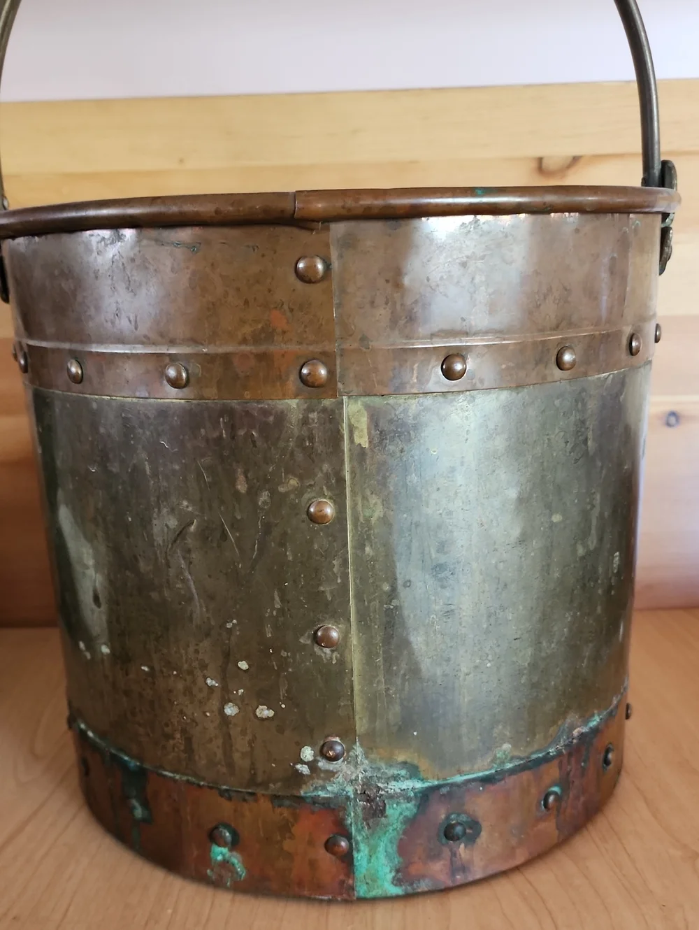 Antigue English Copper & Brass Jardiniere Bucket.